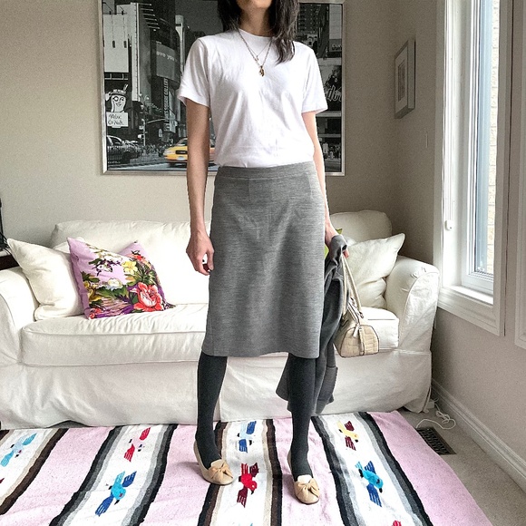 Vintage grey knit knee length skirth - Picture 2 of 13